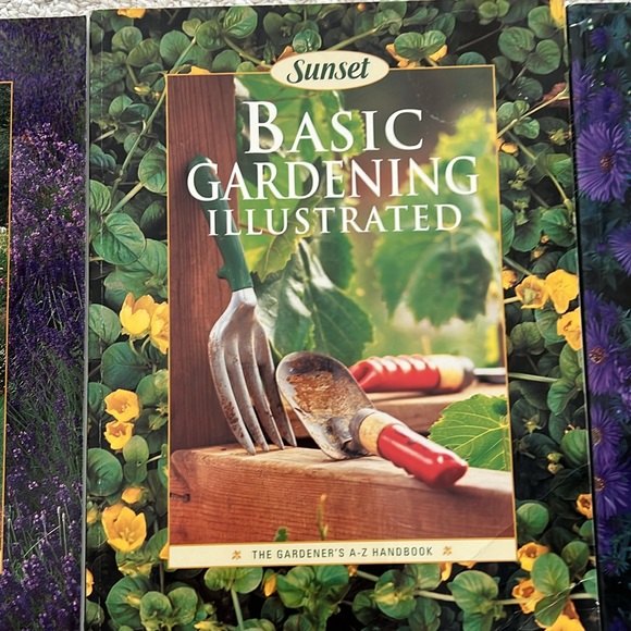 Set of 3 Sunset gardening books - Picture 3 of 8
